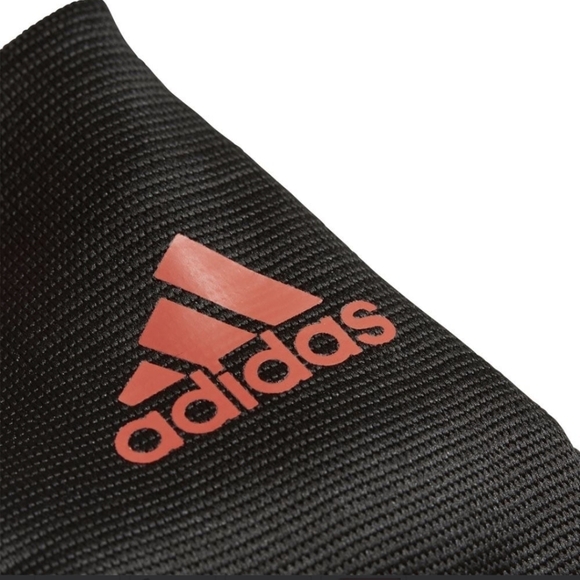 ADIDAS Ghost club Soccer shin guard Size L - Picture 5 of 7